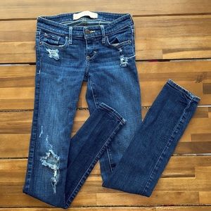 Abercrombie and Fitch distressed skinny jeans size 00 regular